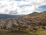 Blick auf San Pedro de Cajas.