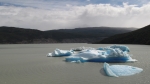 Lago Grey mit Eisschollen.